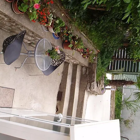 Apartman Arena
